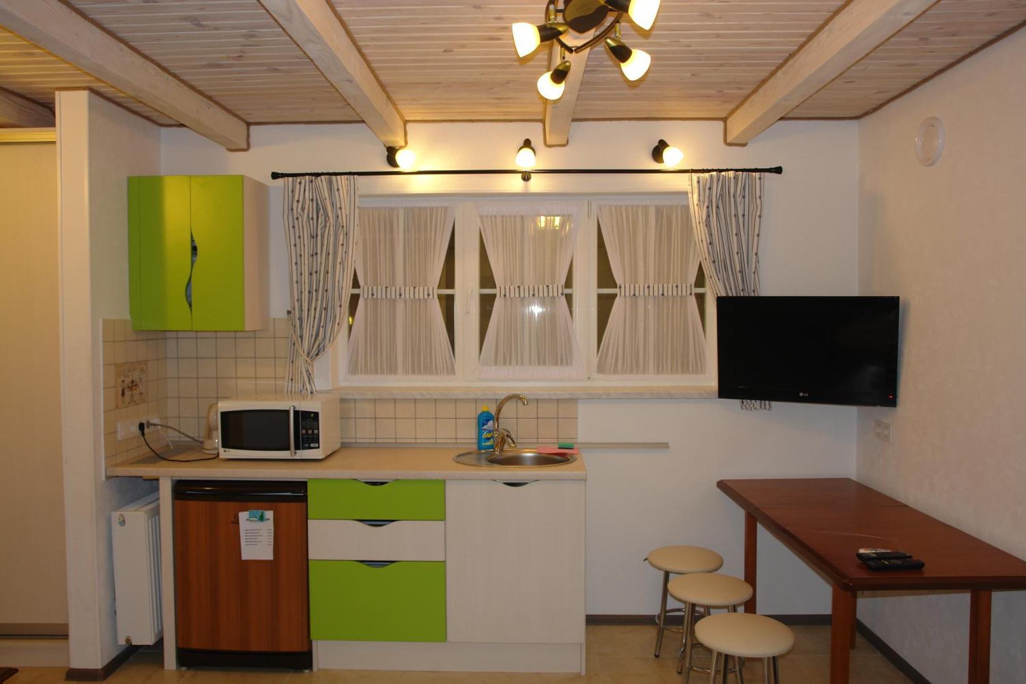 Hotel Sicilia Chornomorsk Exterior photo