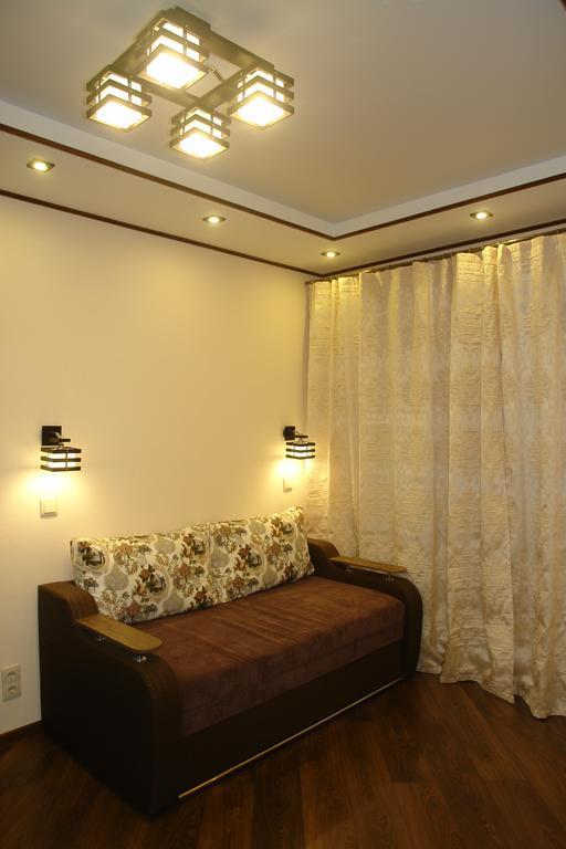Hotel Sicilia Chornomorsk Exterior photo
